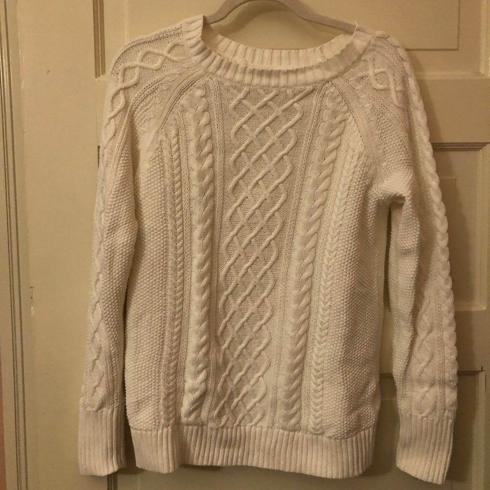 Knit sweater